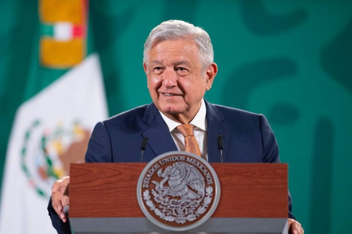 AMLO envía pésame a Claudia Pavlovich Arellano por fallecimiento de su madre
