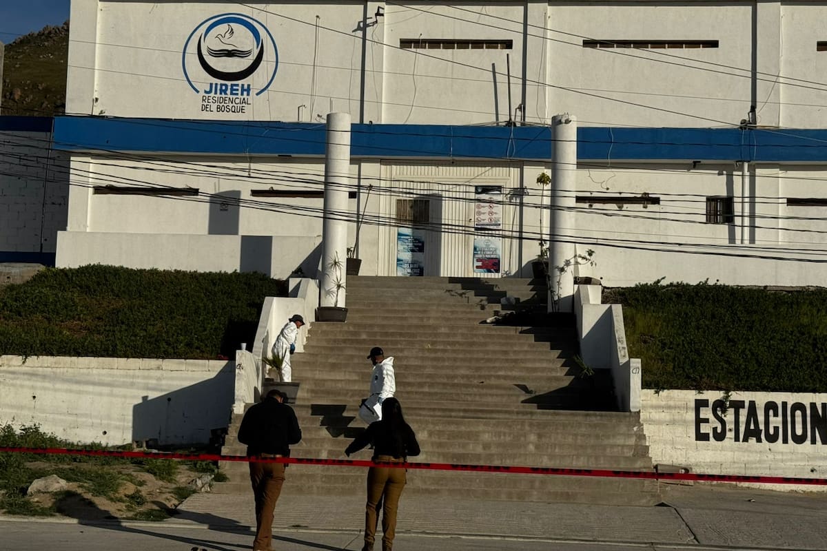 Ataque armado en clínica de la colonia Residencial del Bosque deja un muerto y un herido grave