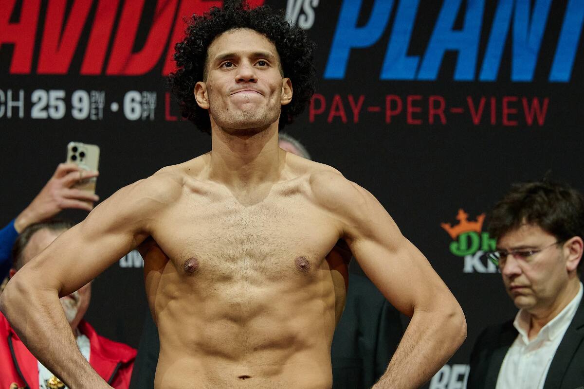 Benavidez optimista sobre enfrentar a 'Canelo': "La pelea parece más realista"