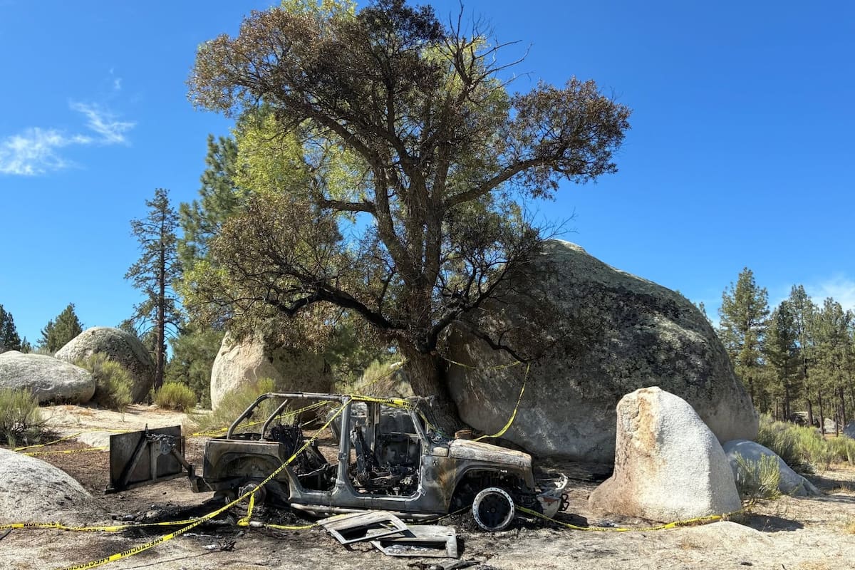 Se incendia un Jeep en la Laguna Hanson; moviliza a guardaparques y militares