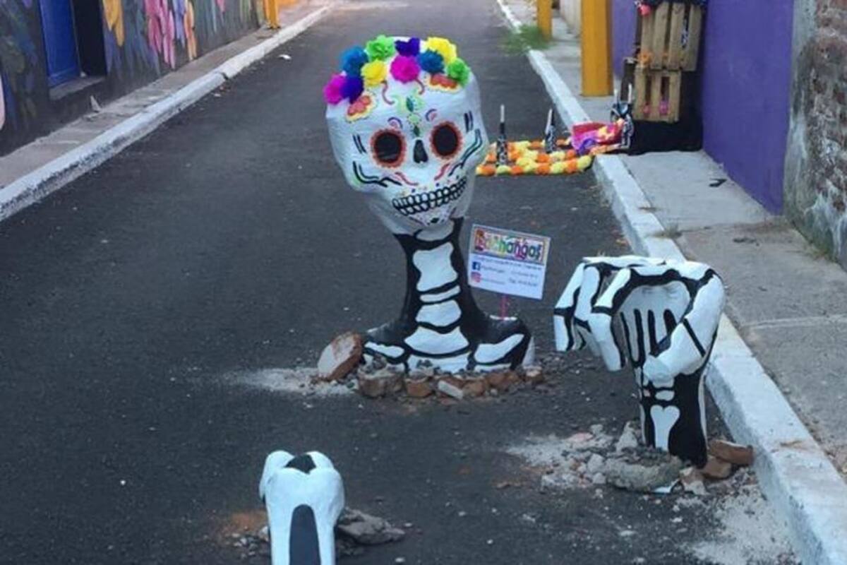 Calavera se levanta de entre los baches