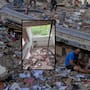 VIDEO: Hombre graba su dramático escape de un edificio a punto de colapsar tras el doble terremoto en Venezuela