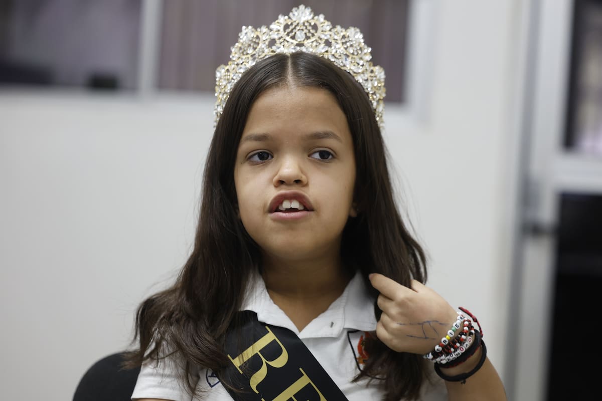 Julia María comentó que ya pasaron varios días de su coronación, pero no puede creer el cariño que ha recibido de sus compañeros. FOTO: TEODORO BORBÓN