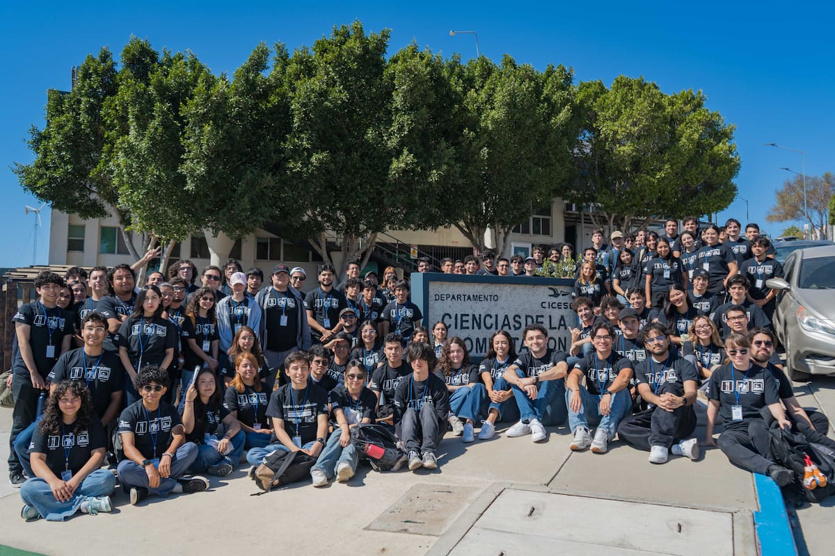 Universitarios se acercan a las ciencias de la computación en escuela de otoño del CICESE
