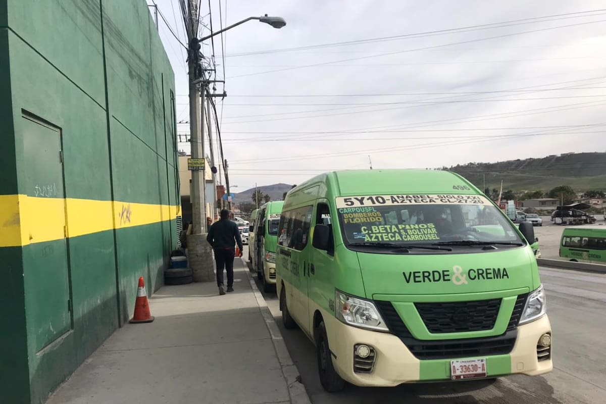 Base de taxis es reubicada para brindar facilidades a pasajeros