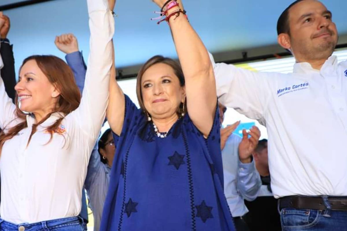 PAN entrega a Xóchitl Gálvez constancia oficial de su candidatura presidencial