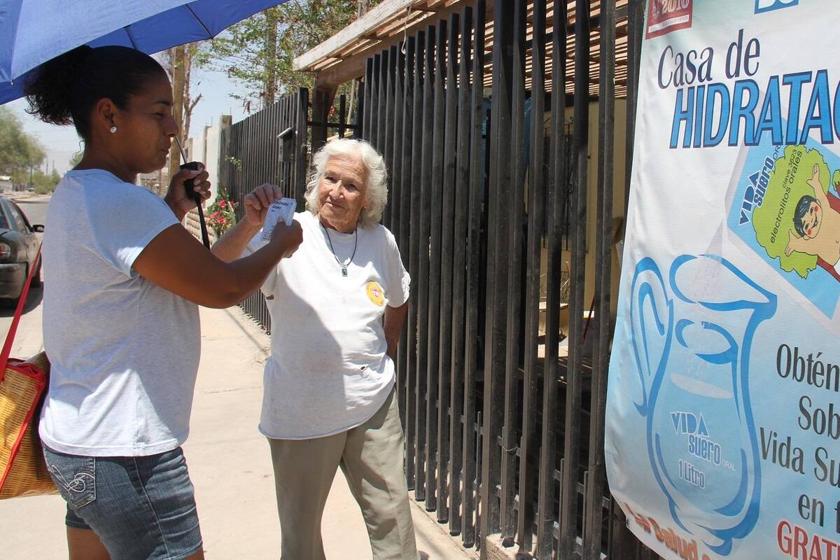 Activan casas de hidratación en Mexicali