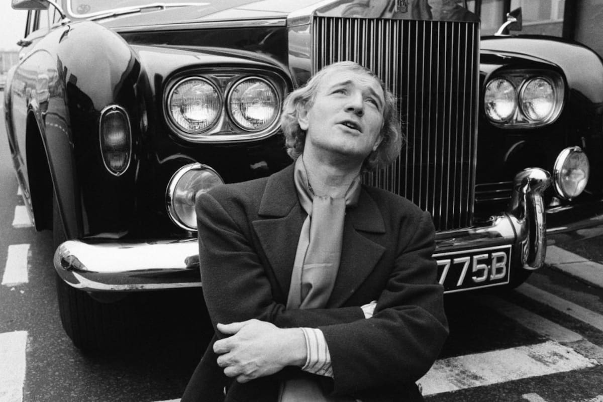 Richard Harris, “Dumbledore”, se olvidó que tenía un auto que dejó estacionado por 25 años
