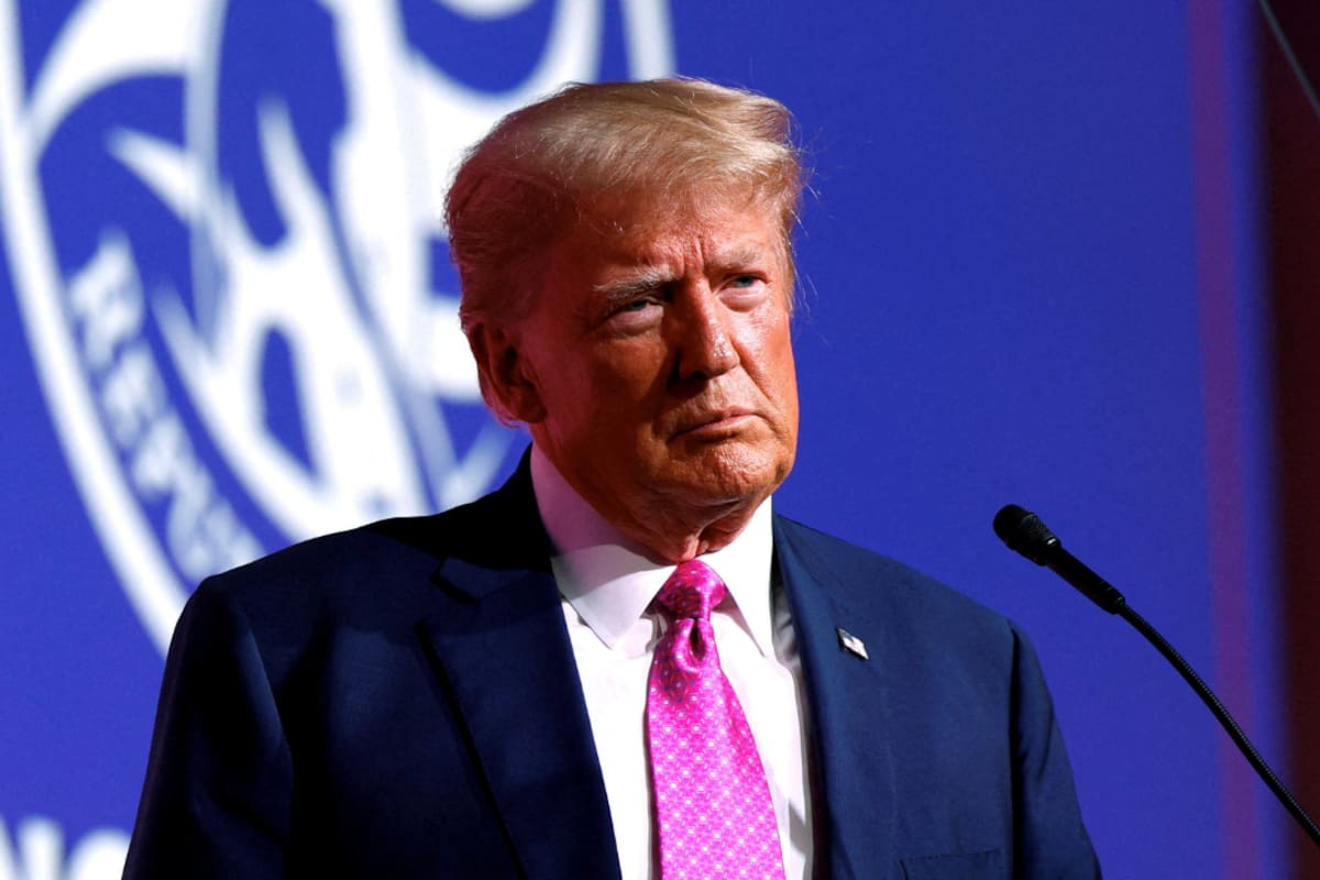 Juez federal rechaza el último intento de Donald Trump para llevar a tribunales federales su condena por los pagos a cambio de silencio a Stormy Daniels, al considerar que los hechos fueron privados y no estaban relacionados con sus funciones como presidente