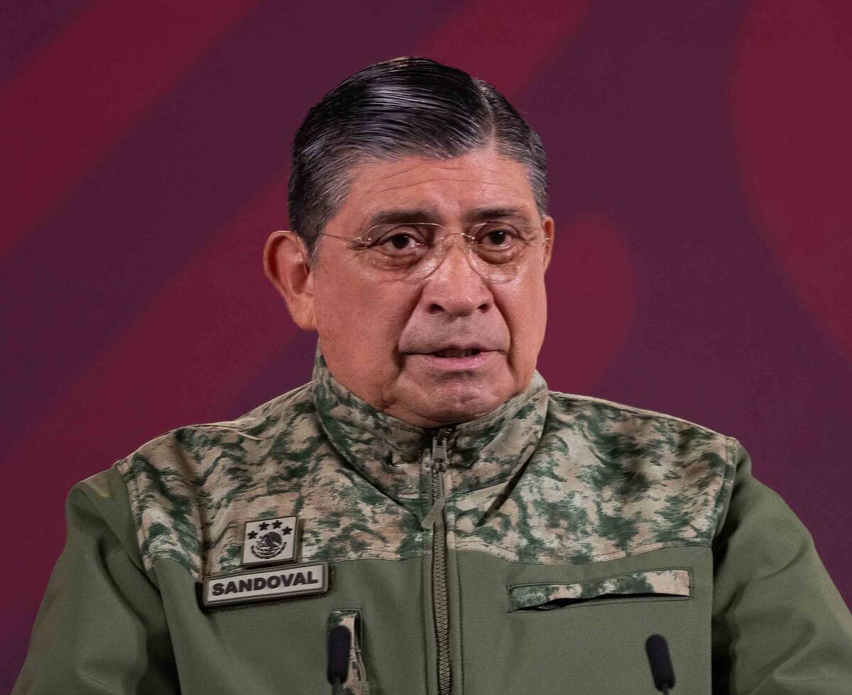 Cuauhtémoc, Ciudad de México, México, 17 de octubre de 2023.
Andrés Manuel López Obrador, Presidente de México en conferencia de prensa en el Salón Tesorería de Palacio Nacional. Acompañan al mandatario: Rosa Icela Rodríguez Velázquez, secretaria de Seguridad y Protección Ciudadana; Luis Cresencio Sandoval González, secretario de la Defensa Nacional; José Rafael Ojeda Durán, secretario de Marina y Luis Rodríguez Bucio, subsecretario de Seguridad Pública de la Secretaría de Seguridad y Protección Ciudadana (SSPC).
Foto: Presidencia