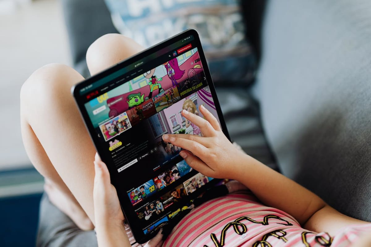 Con la implementación de "Clips", Nteflix busca que los usuarios puedan decidir más rápido qué es lo que desean ver desde sus dispositivos móviles. | Foto: Pexels