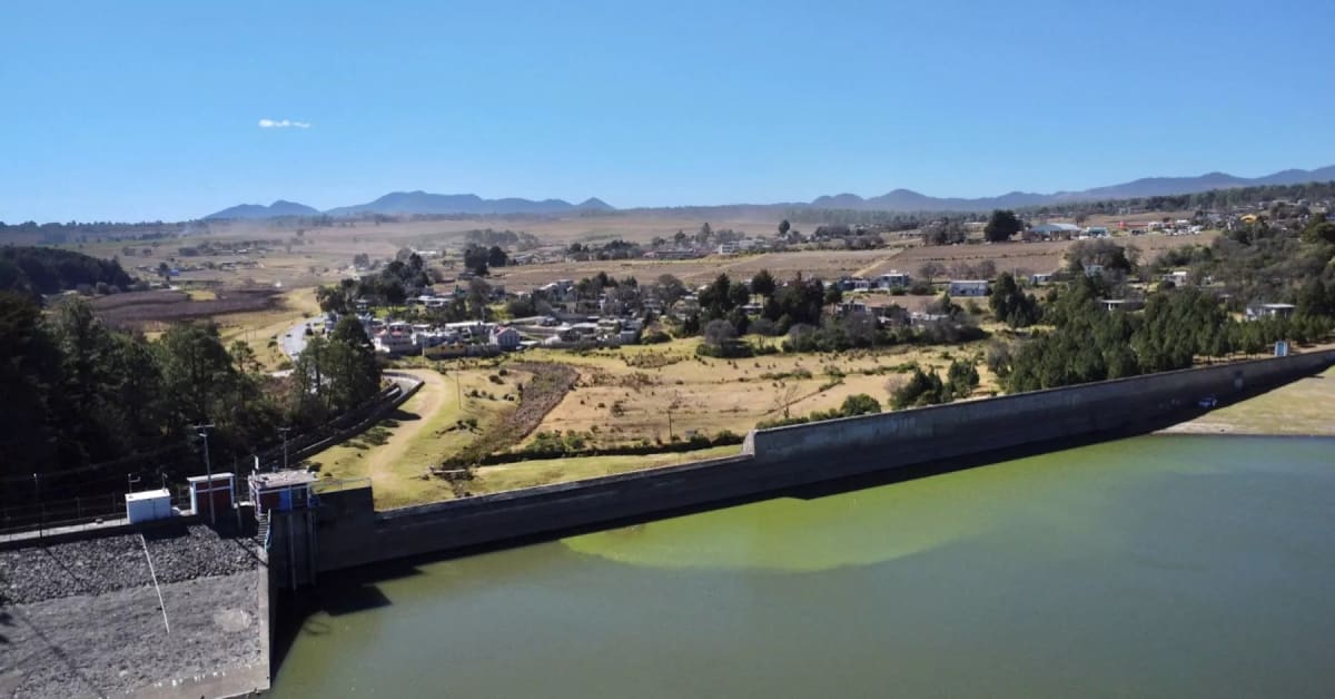 El Sistema Cutzamala registra su mayor nivel de agua desde 2019 con 87 % de almacenamiento, pero más de 130 municipios del norte de México siguen en sequía severa. Foto: Reuters