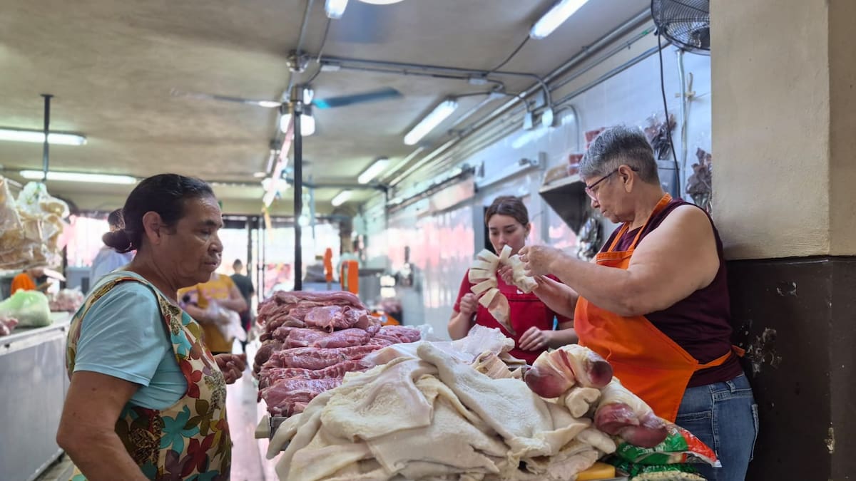 A días del 15 de septiembre y rumbo a las Fiestas Patrias, las carnes para pozole, menudo y barbacoa mantienen sus precios en Hermosillo, mientras el chile verde y el limón se disparan hasta 60 y 80 pesos
