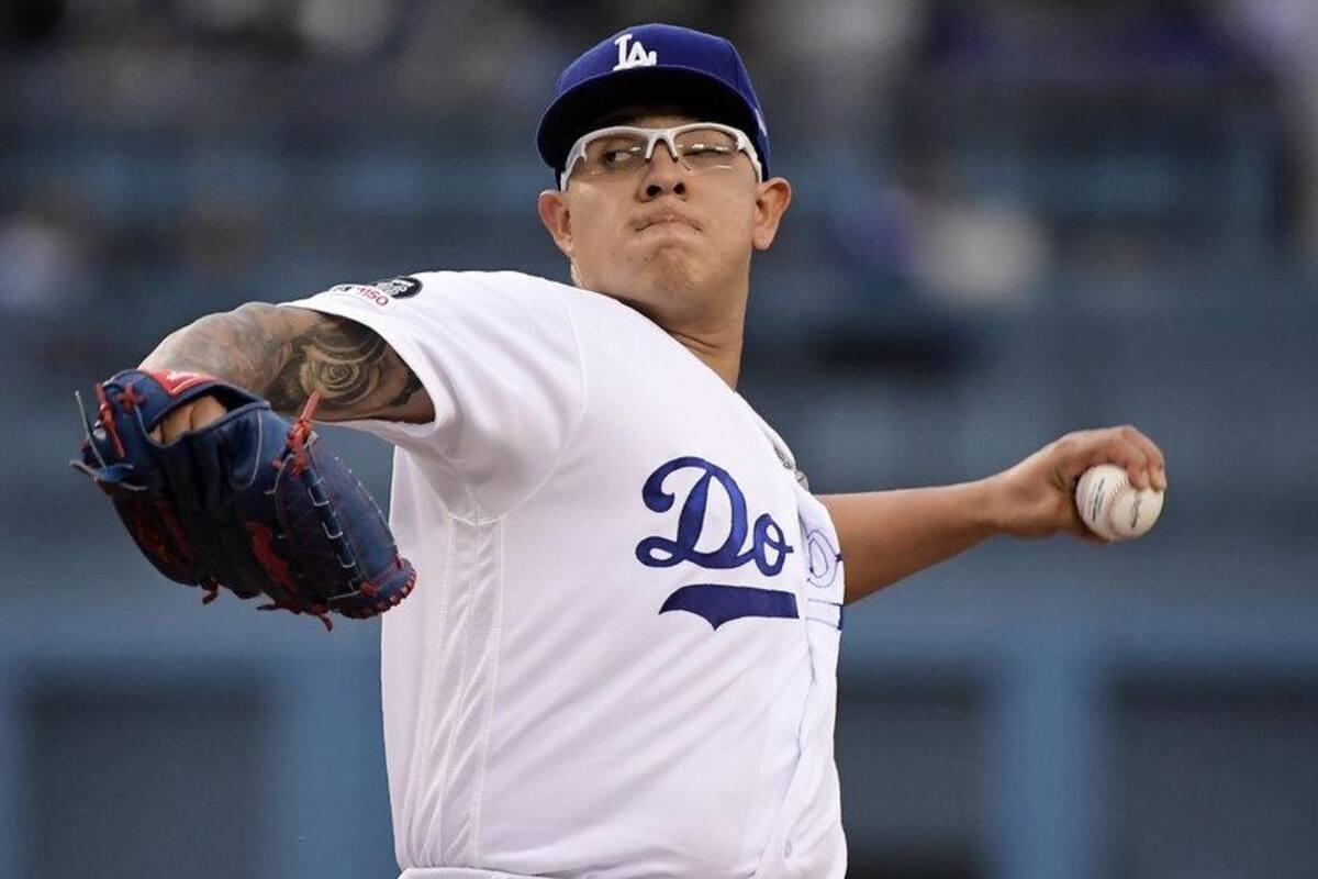 Mexicano Julio Urías realiza histórica actuación en juego 4 de la Serie Mundial