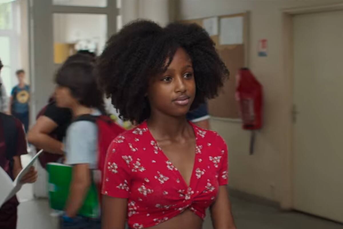 Acusan de pedofilia a Netflix tras promoción de la cinta 'Guapis'