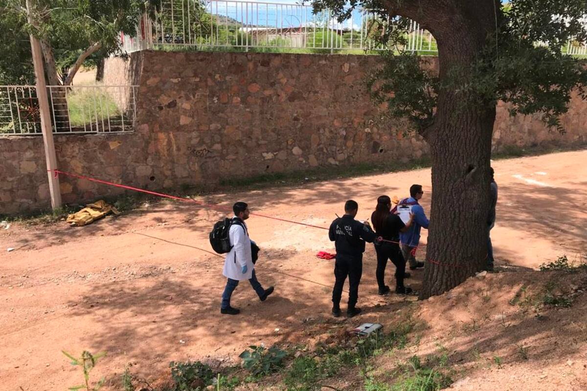 Hallan cuerpo de un hombre en Nogales