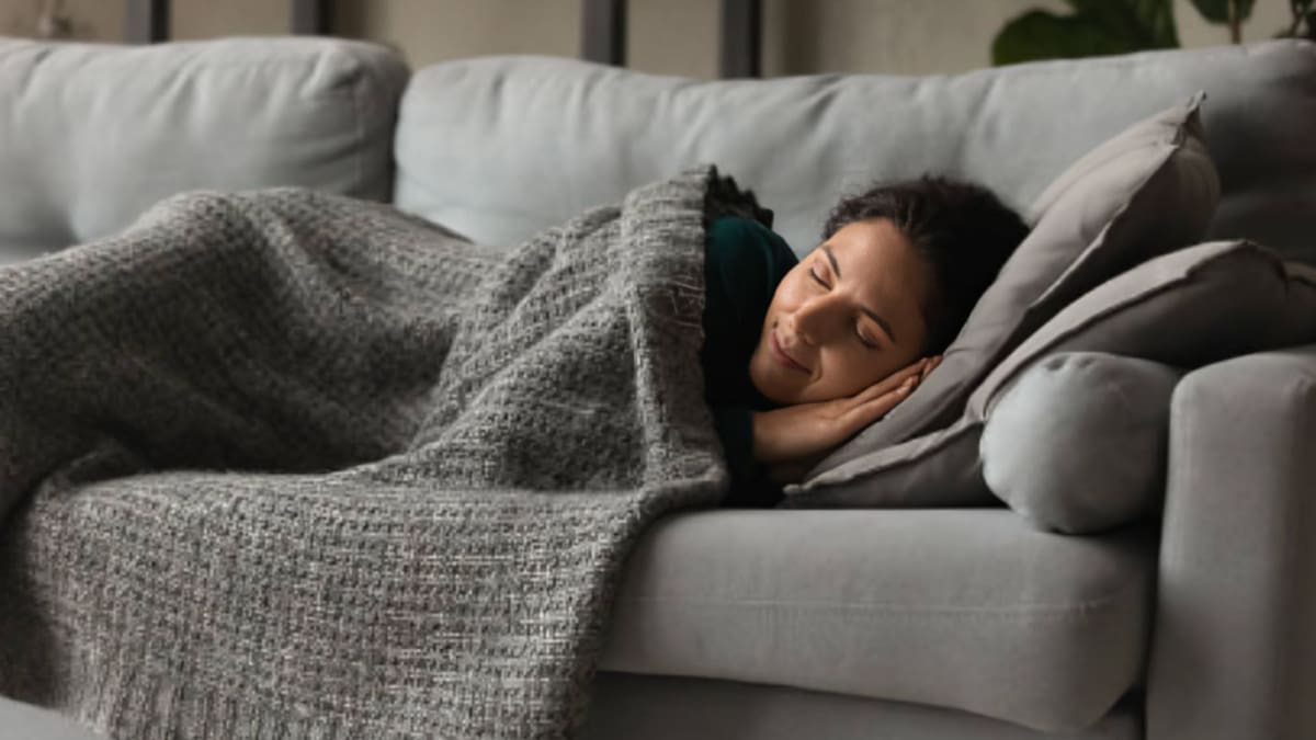Siestas cortas mejoran la salud cerebral y cardíaca, revela estudio | Foto: Especial (iStock)