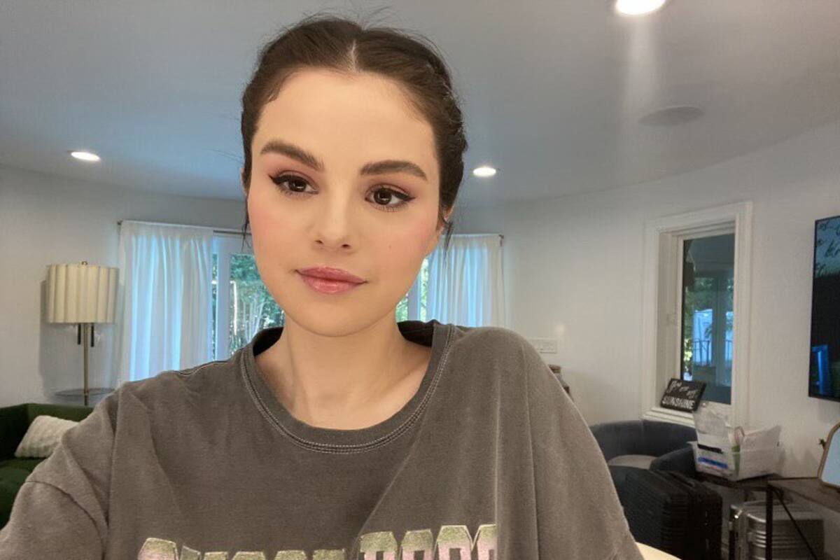 Serie se burla del lupus de Selena Gomez