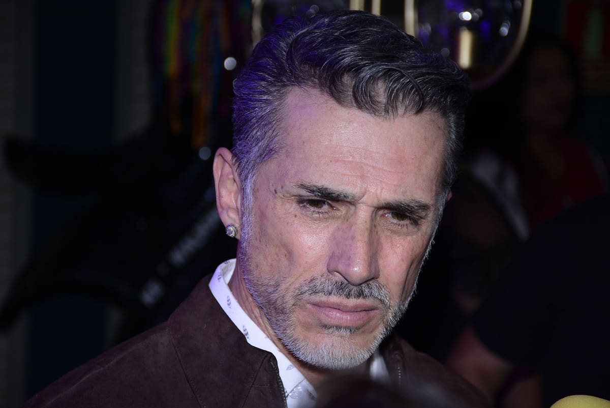 Sergio Mayer habló sobre el incidente que sufrió Belinda en el desfile del Paris Fashion Week.