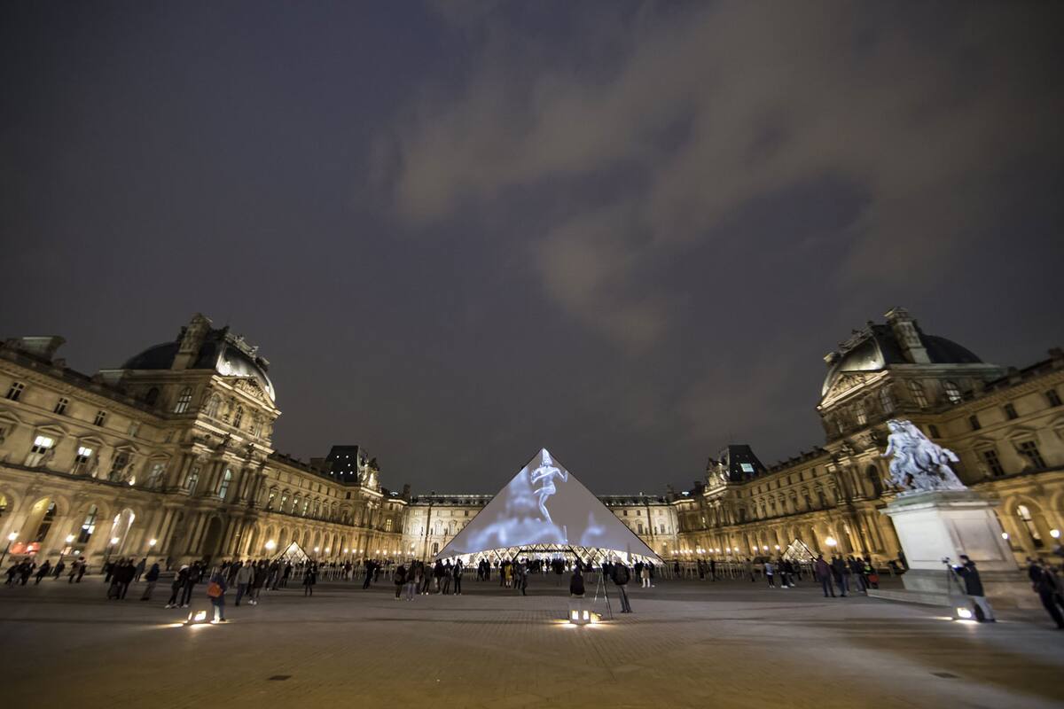 Apuesta museo de Louvre a reservaciones para evitar colapso
