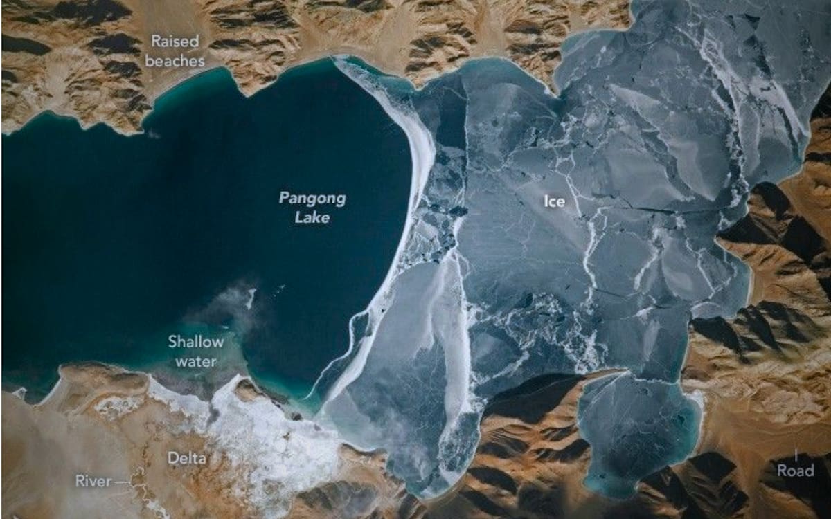 Lago Pangong desde el espacio. Foto: NASA