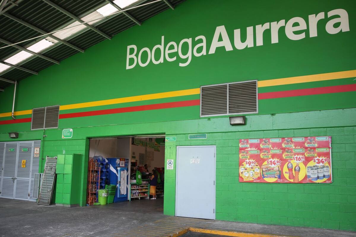 Bodega Aurrerá ya vende marcas como Michael Kors, Coach y Cartier