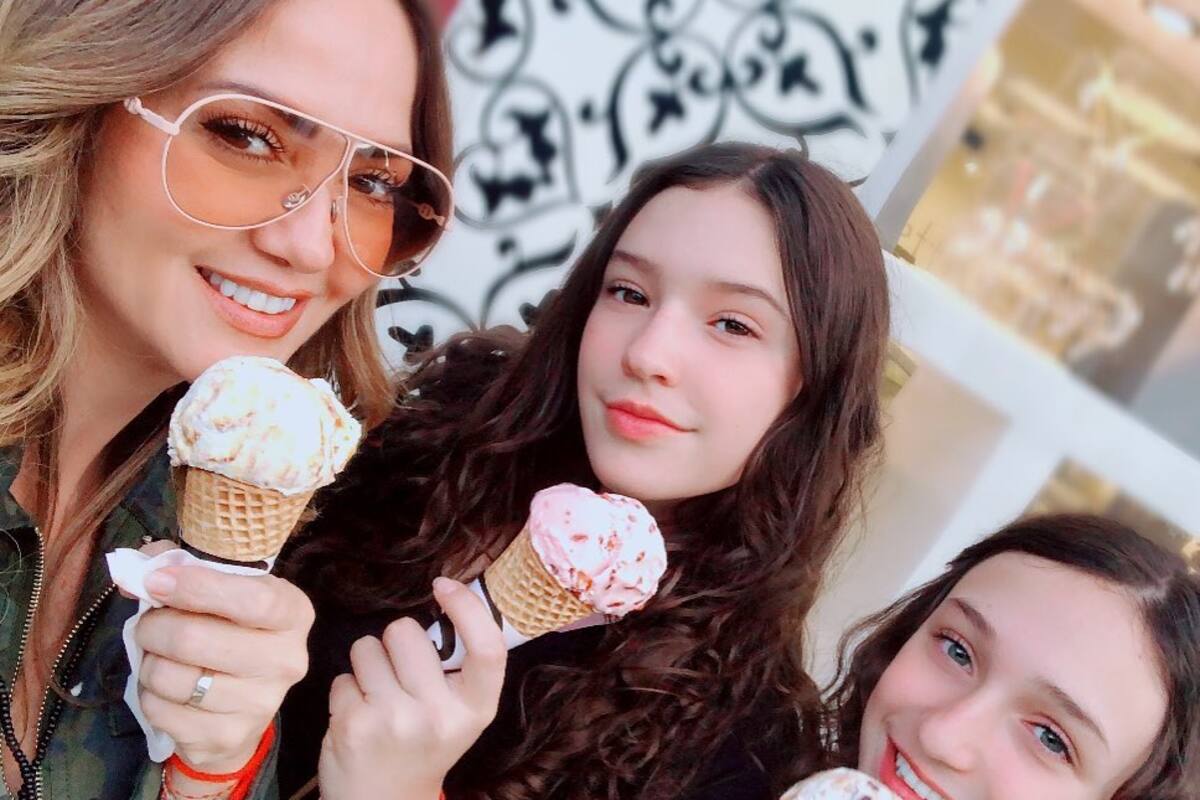 Así de grandes están las hijas de Andrea Legarreta