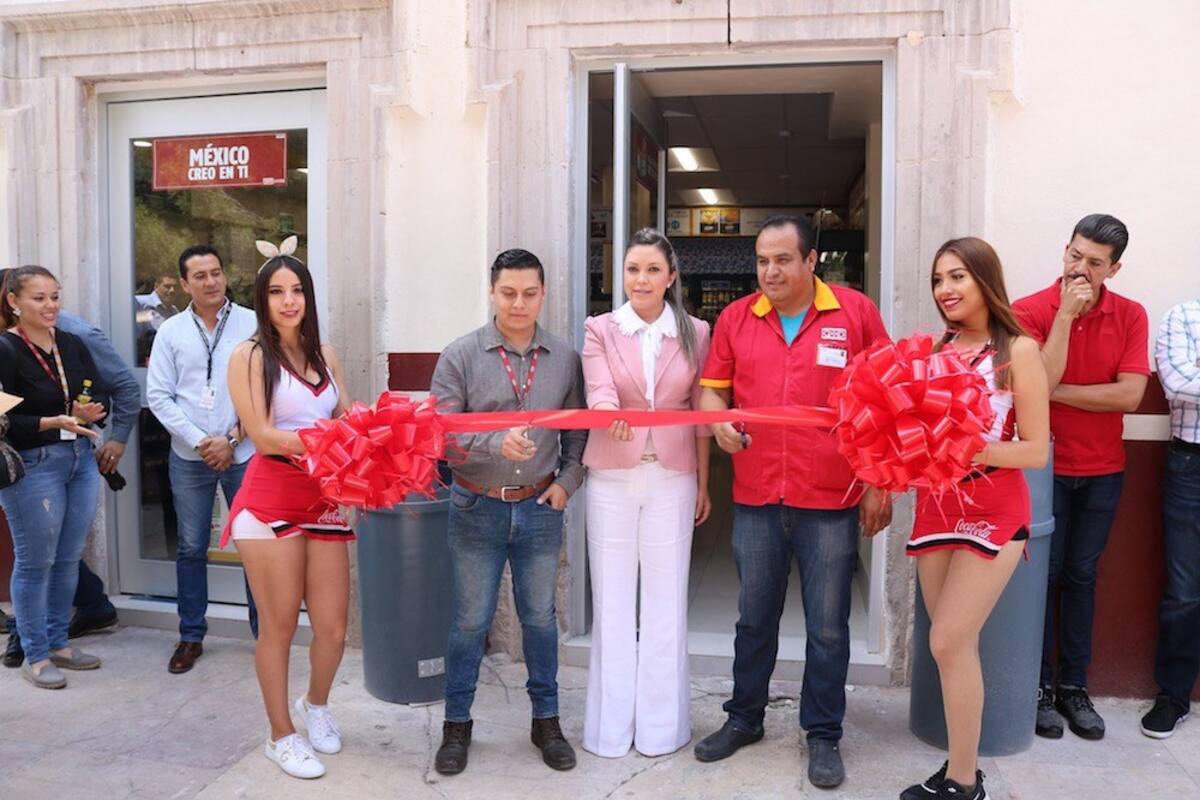 Chalchihuites está de fiesta por su primer Oxxo