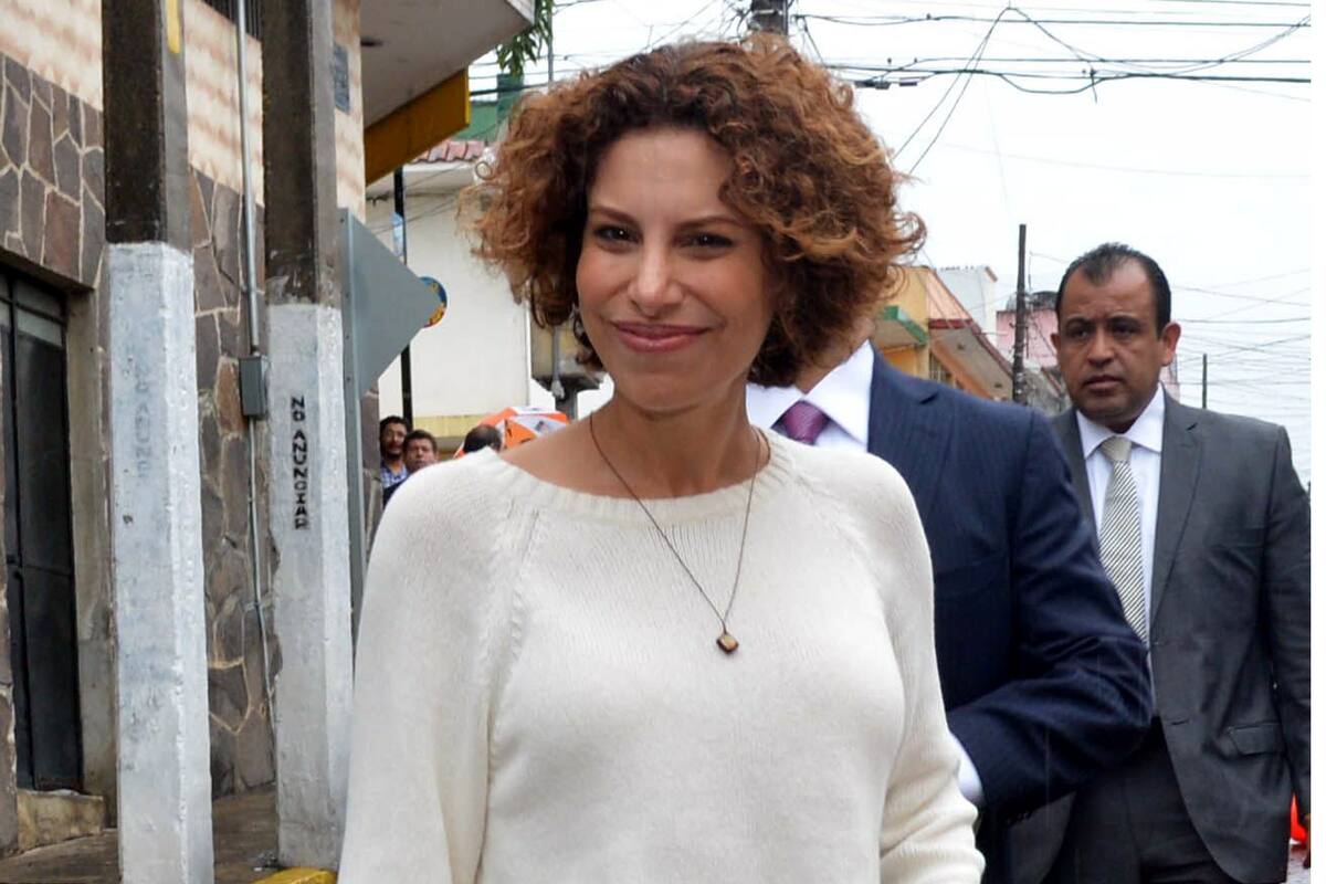 Liberan a esposa de Duarte; llevará proceso en libertad