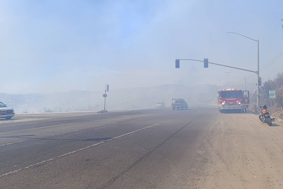 Aumentan alergias y enfermedades ante condición Santa Ana