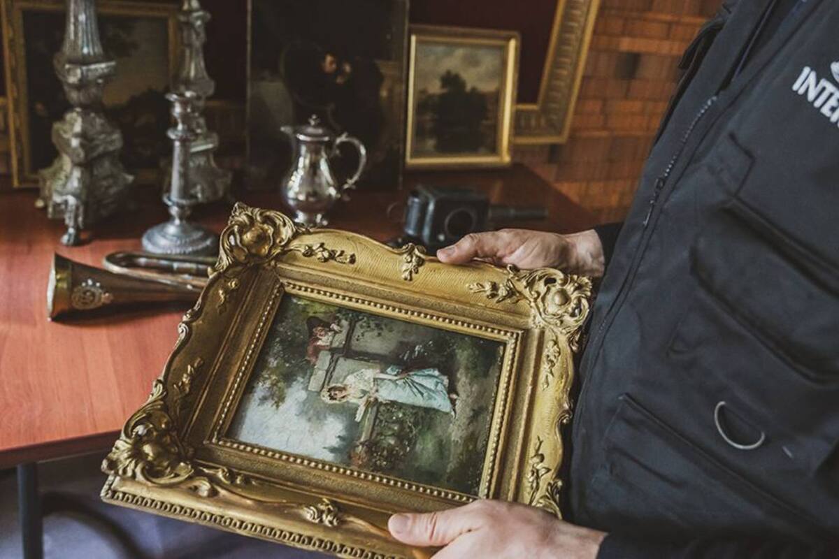 Interpol recupera 6 mil 400 obras de arte en Europa