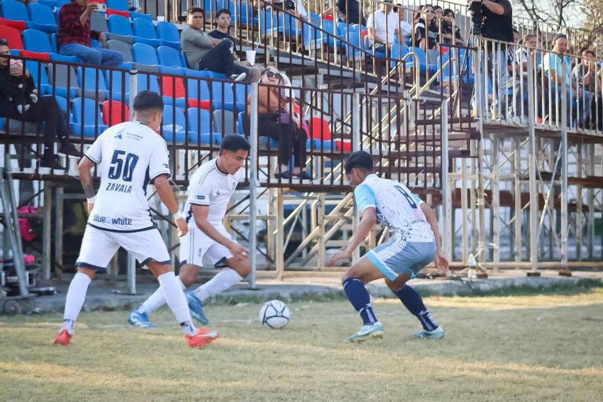 Caen Cimarrones ante Real Apodaca y termina su invicto en Liga Premier