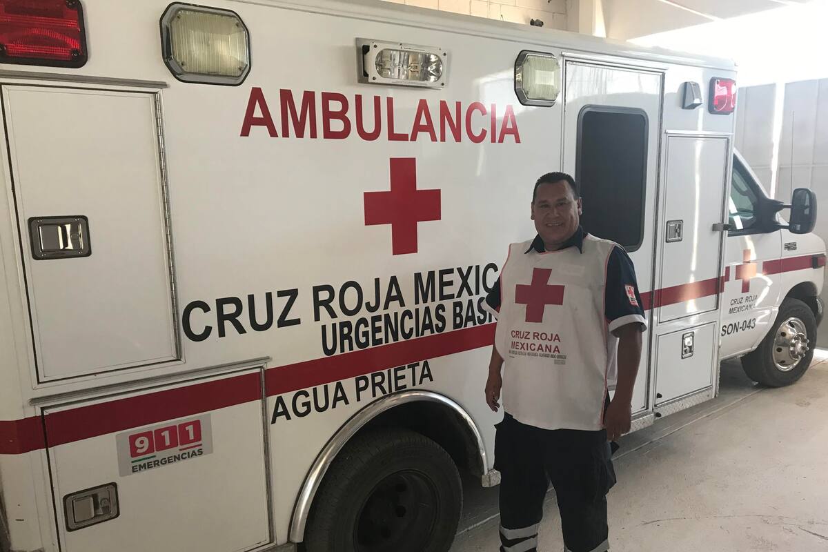 Hace realidad sueño de ser socorrista