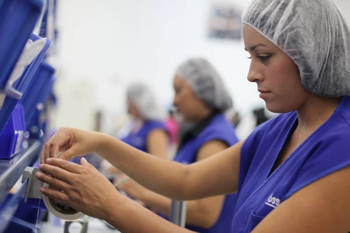 Crece BC 6.1% en la industria manufacturera