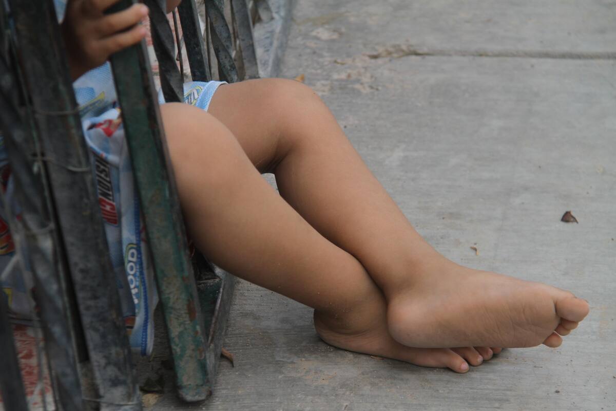Niño caminaba solo en la colonia Tierra Nueva
