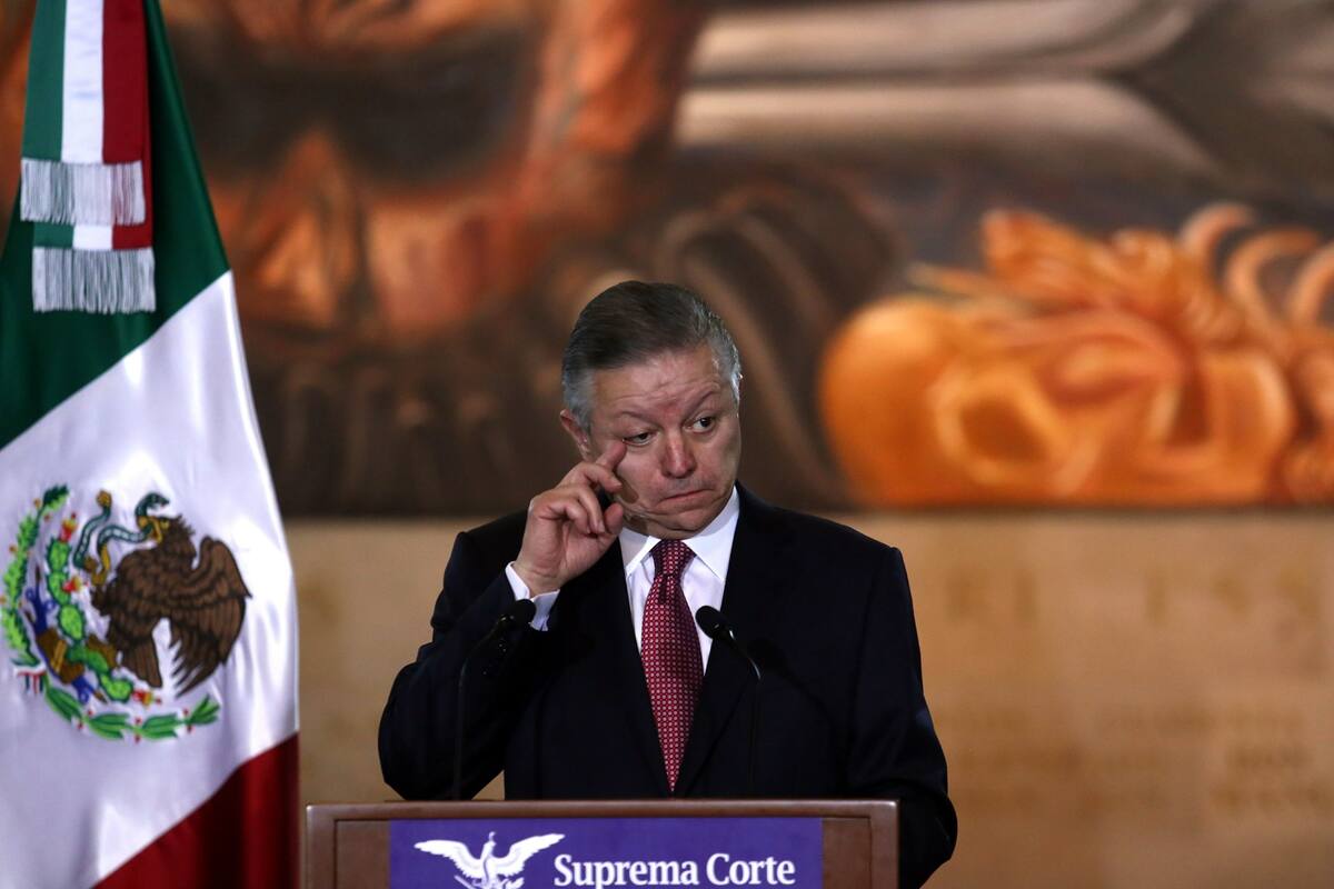 Zaldívar respalda reforma para elegir a ministros de la SCJN por votación popular