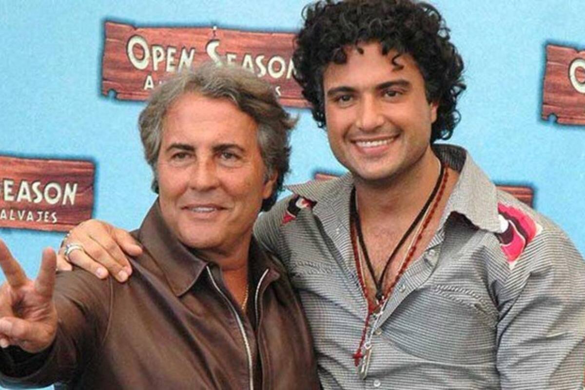 Jaime Camil Garza alza la mano para traer el cuerpo de José José