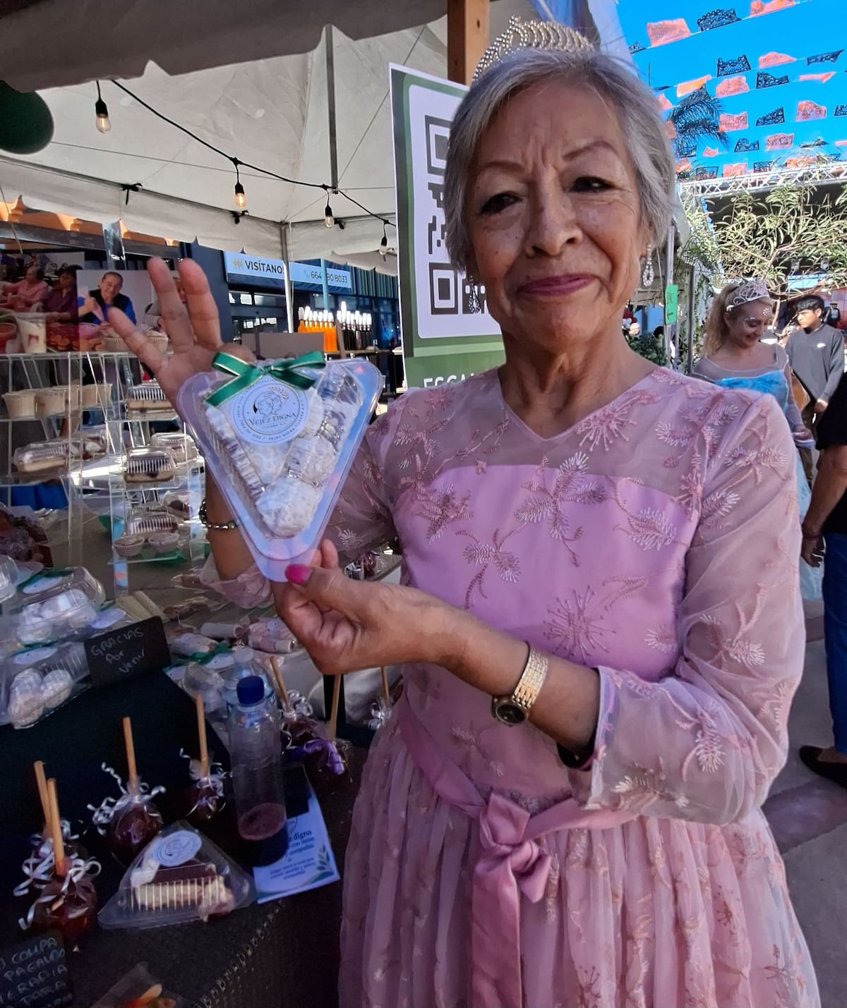 La directora de Vejez Digna A.C., Susy Segura informó que la colecta se llevará a cabo el 5 de noviembre; también se recibirán pañales y medicamentos para atender el Parkinson, diabetes e hipertensión. Foto: Khennia Reyes