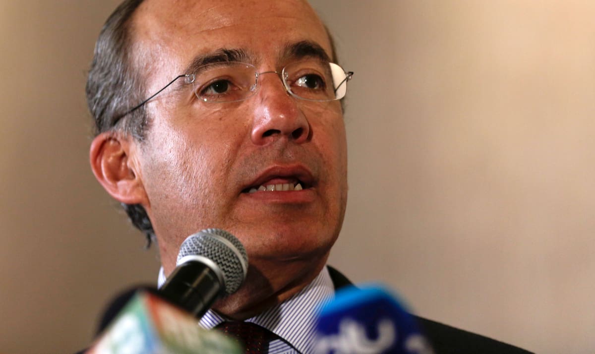 El ex presidente de México, Felipe Calderón, fue acusado de "traidor de la patria". (AP Photo/Arnulfo Franco, File)