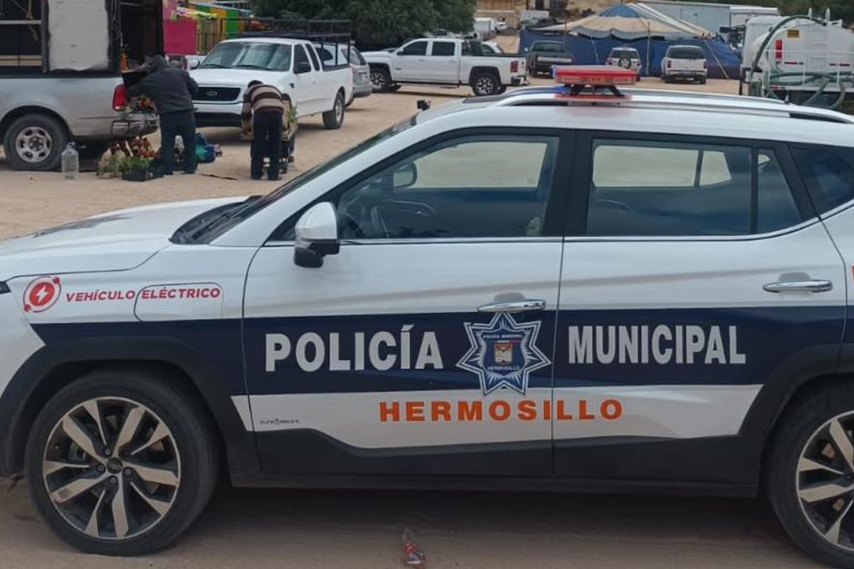 Golpean a hombre y balean su auto durante intento de robo en Hermosillo