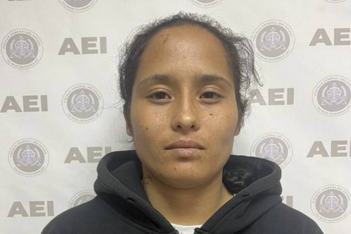 Condenan a mujer a 5 años de prisión por robo de vehículo con violencia