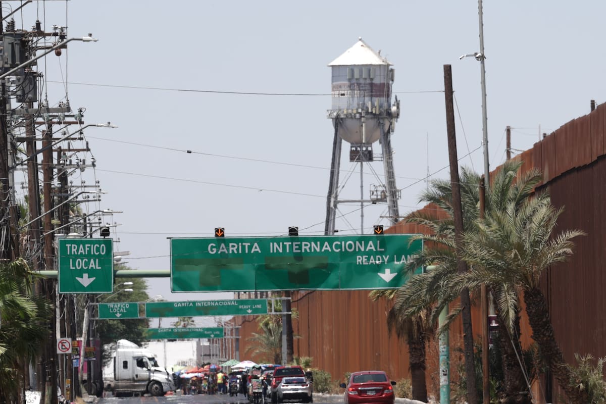 29 minutos para cruzar por garita Nuevo Mexicali, 1 hora, 16 minutos para zona Centro