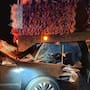 Carro se impacta contra camión de carga y conductor pierde la vida en el Valle de Mexicali