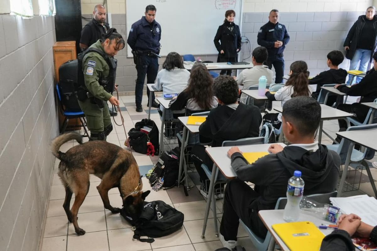 Aplican programa ‘Revisión de Pertenencias’ en Secundaria 118 de Tijuana