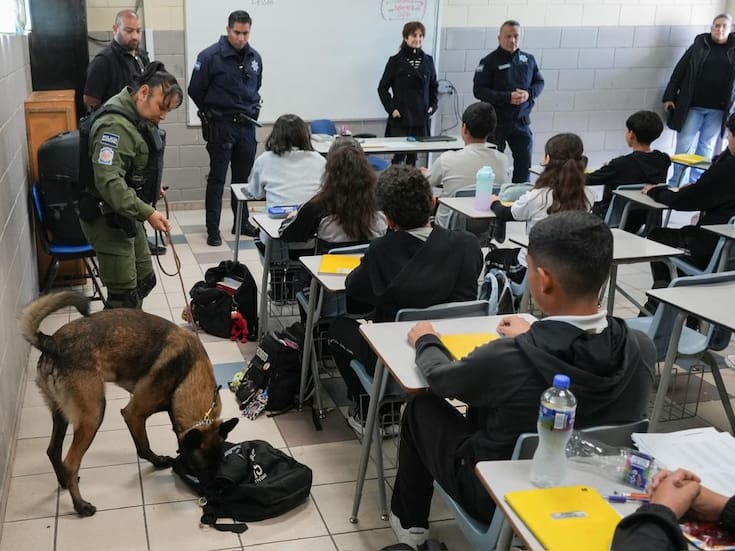 Aplican programa ‘Revisión de Pertenencias’ en Secundaria 118 de Tijuana