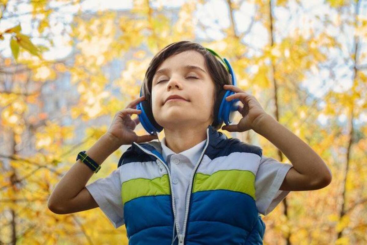 Cómo elegir los auriculares adecuados para niños
