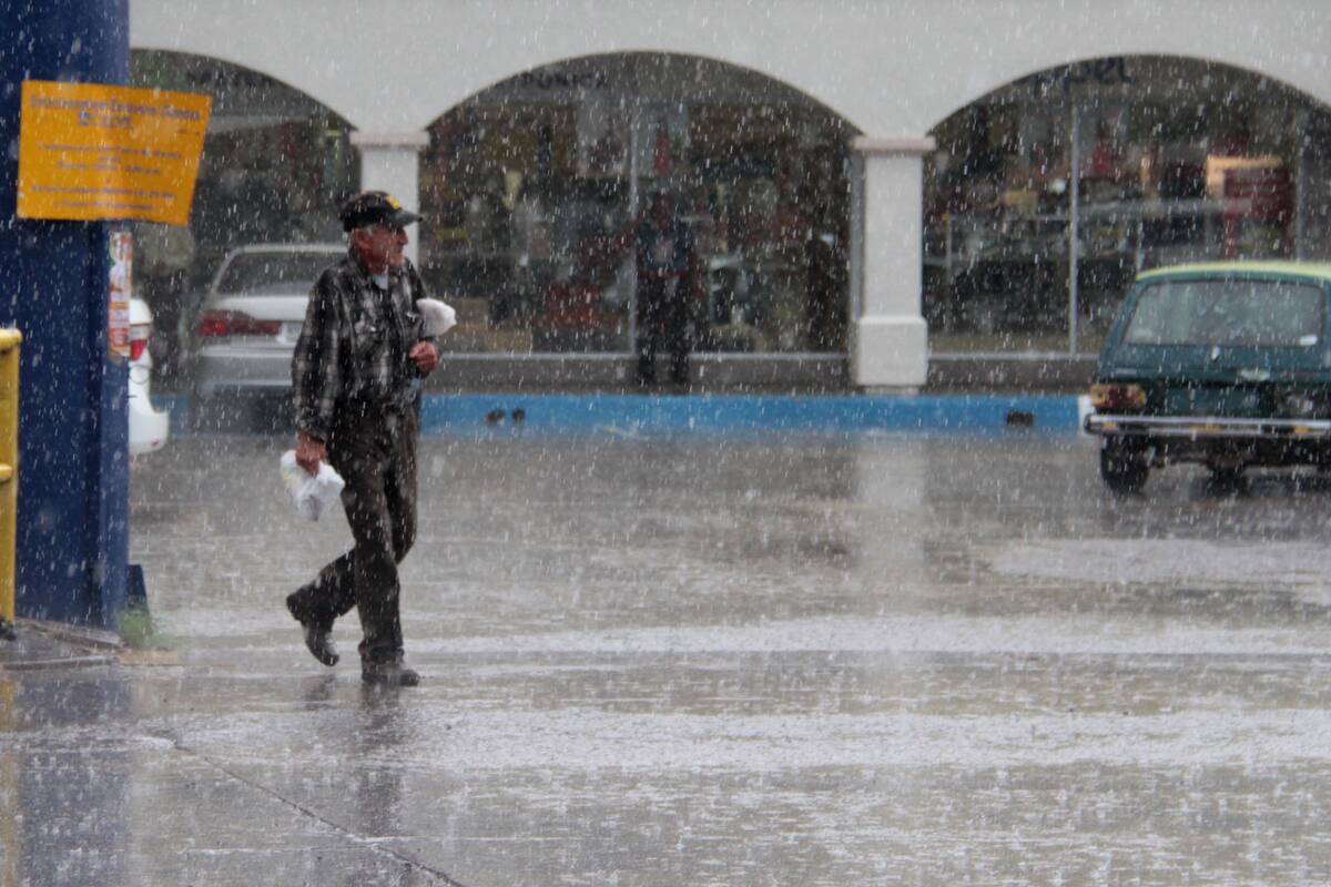 Huracán Nana se degrada a tormenta tropical; esperan lluvias en cinco Estados