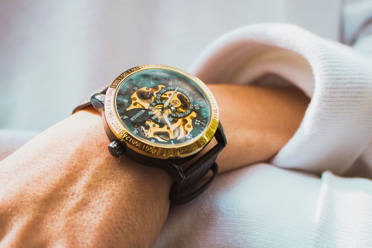 La extraña costumbre de regalar relojes en China y por qué es de mala suerte