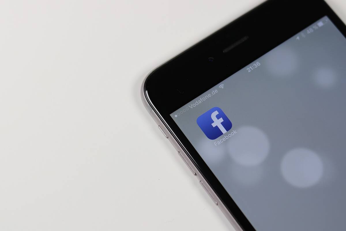 Las historias de Facebook tendrán subtítulos