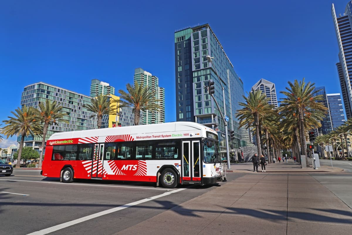 Habilita San Diego nuevo pago en transporte